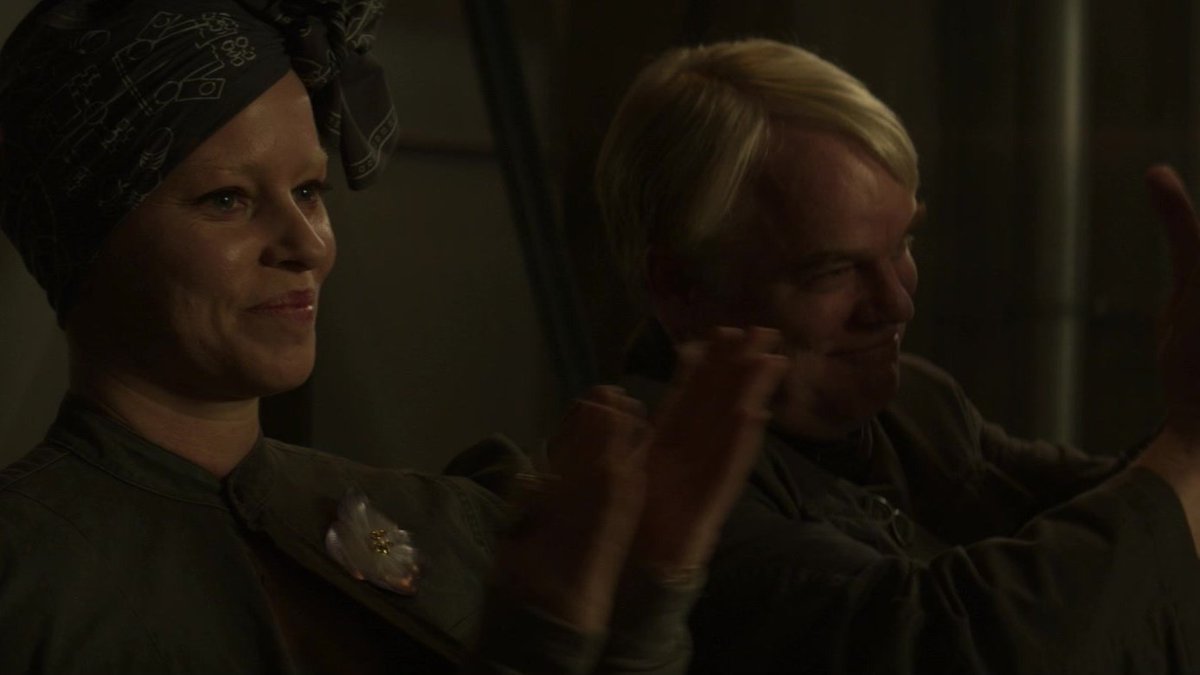 sobblles's tweet image. and if we do get a third prequel centred around plutarch and effie, they better get laufey on the soundtrack!!!