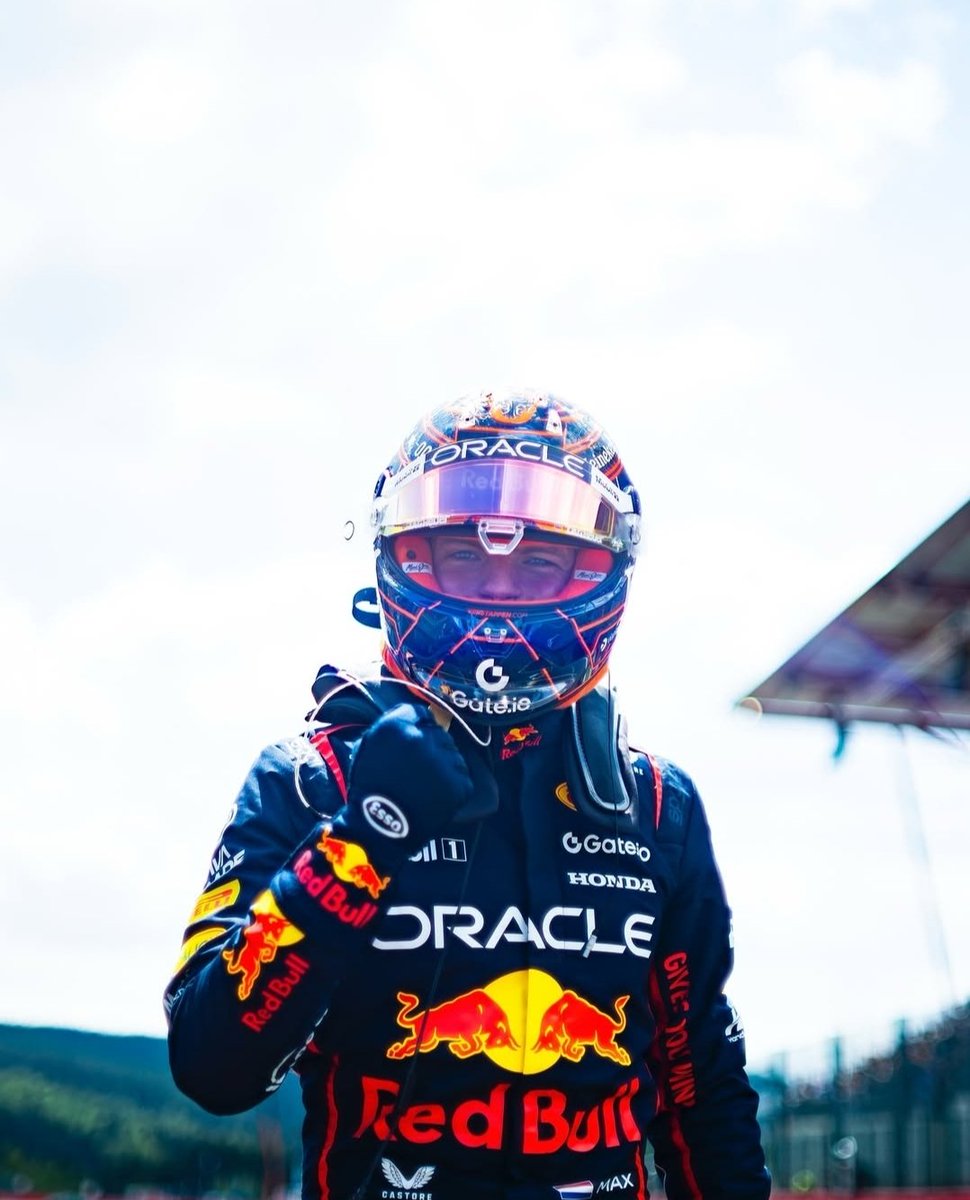 RBR Daily (@rbr_daily) on Twitter photo 🚨 BREAKING: Max Verstappen set to stay with Red Bull for 2026, reports <a href="/ErikvHaren/">Erik van Haren</a>
He can no longer make use of his exit clause as he's not outside of the top 3 by the summer break, and he himself has decided to stay as well. 🚨 BREAKING: Max Verstappen set to stay with Red Bull for 2026, reports <a href="/ErikvHaren/">Erik van Haren</a>
He can no longer make use of his exit clause as he's not outside of the top 3 by the summer break, and he himself has decided to stay as well.