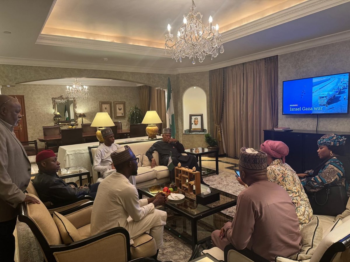 SadeeqKurbe's tweet image. STATE HOUSE PRESS RELEASE

VP @KashimSM Arrives In Addis Ababa For UN Food Systems Summit

** Nigeria gifts Ethiopia 2,000 cashew seedlings

The Vice President, Senator Kashim Shettima, has arrived in Addis Ababa, the Ethiopian capital, to represent Nigeria at the second United…