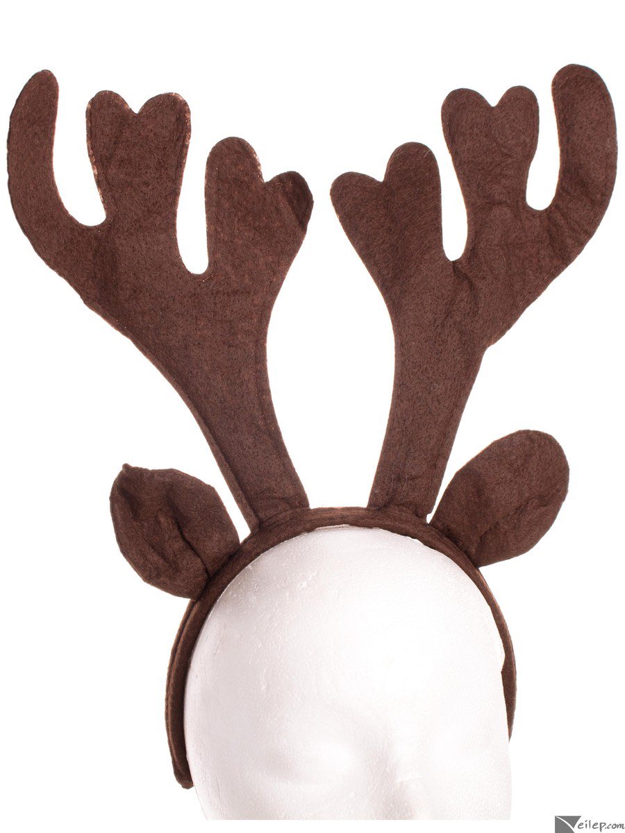 Khorgnir's tweet image. My sisters bf is coming to dinner at my parents and we’re kind of meeting him for the first time. He’s been really nice to her and she likes him a lot so I wanna make sure I make a good first impression by wearing a hat so he thinks I’m fancy. Which one goes with cowboy boots?