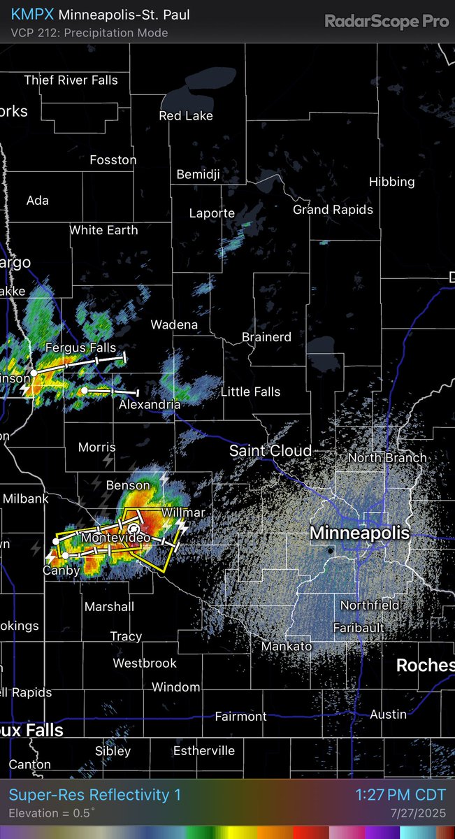 ⚠️ Increasing Severe Risk! 
SPC has upgraded a portion of the area to an Enhanced Risk (level 3 of 5) for severe storms this evening. The primary concern is damaging wind gusts. 

I’m watching storm development in Western Minnesota closely. #mnwx