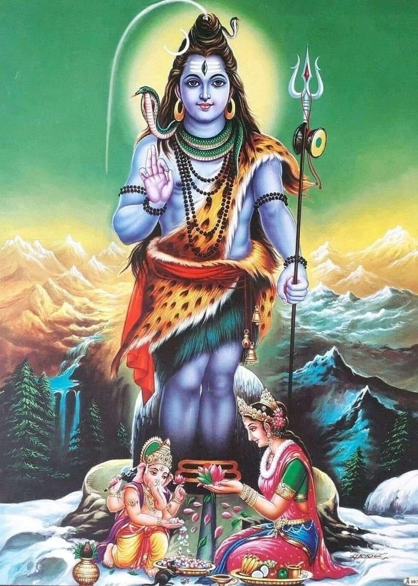 मन को यूँ निराश ना कर,,
बस महादेव पर विश्वाश कर.!!
हर पल साथ है मेरे वो डमरूवाला,,
इस बात का अहसास कर..

महादेव  हर  हर,  गुँज  रहा  घर  घर,
सुमिरन करें आठों पहर, महादेव हर हर !!

#हर__हर__महादेव❤️🙏🔱
#ॐ_नमः_शिवाय🌿🙏🌺
#शुभ_श्रावण_सोमवार 🌺🧘🌿