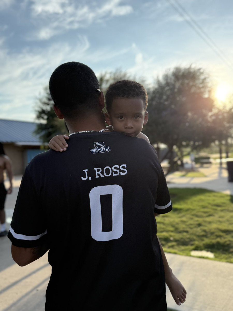 _CoachRoss's tweet image. Happy 4th Birthday JC!
Being Your Dad Is One Of My GREATEST Accomplishments. I Love You Dawg!