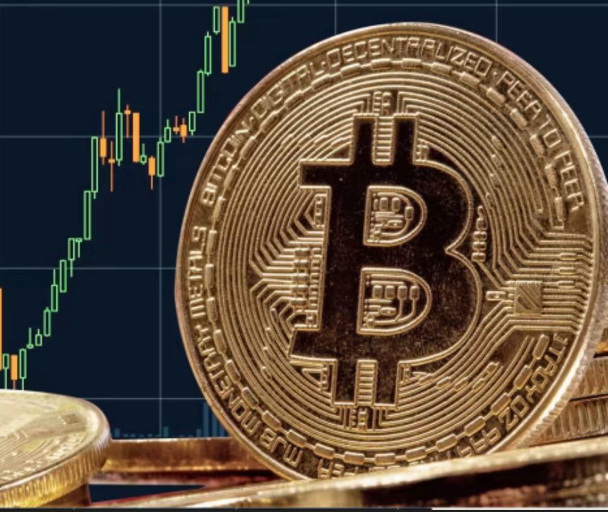 Kellykellam's tweet image. BREAKING! The crypto market has reached a boom deal.

It’s programmed into the Bitcoin code &amp;amp; agreed on every block 

Bitcoin carved the path &amp;amp; (some) altcoins will be the infrastructure of the future…