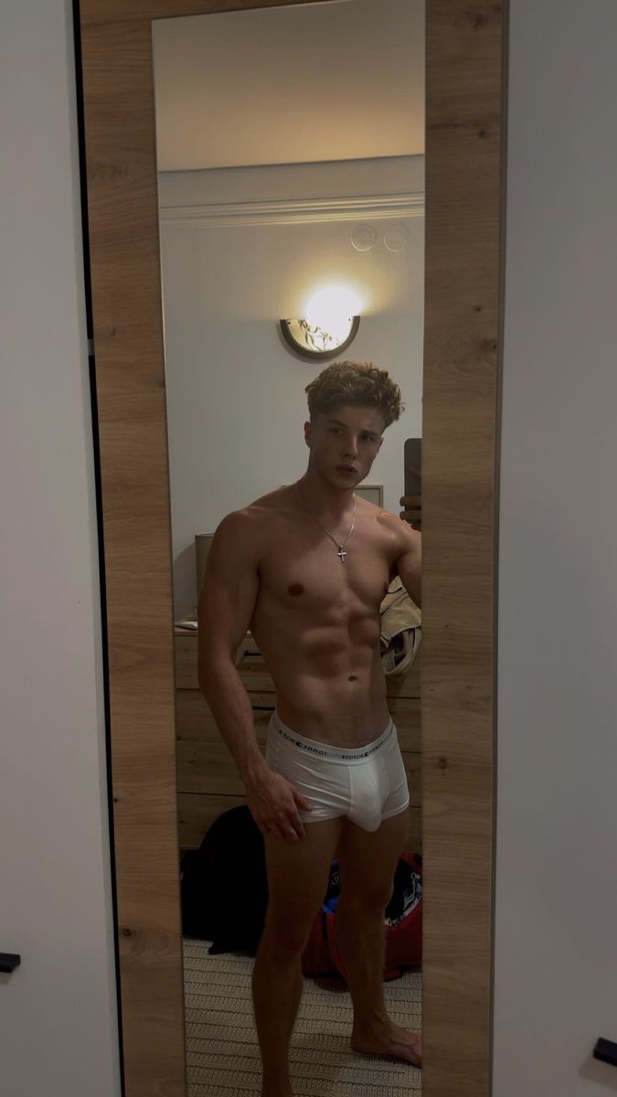 Rt if you into gymboys ;)