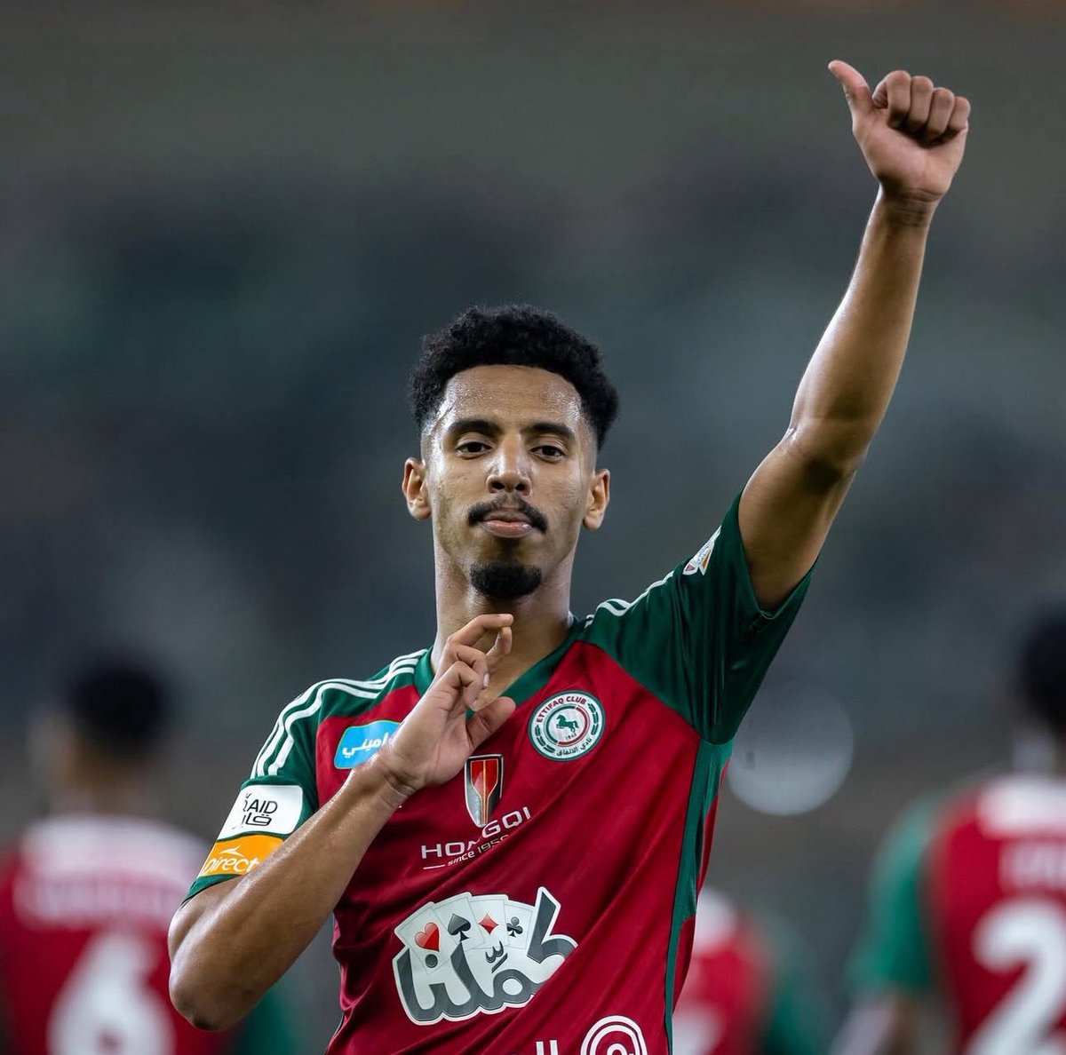 _AliJaber's tweet image. تطورات انتقالات الأهلي: صفقات وترقب!
◉ الانتقالات الأقرب :
• صالح أبو الشامات - مفاوضات متقدمة
• محمد عبدالرحمن - صفقة شبه مؤكدة
◉ تركي العمار :
• رغبة فنية - فهل يعززها إعادة النظر بعد إتمام انتقال مصعب الجوير للقادسية، علماً أن اللاعب متبقي بعقده سنة ، حالة ترقب.