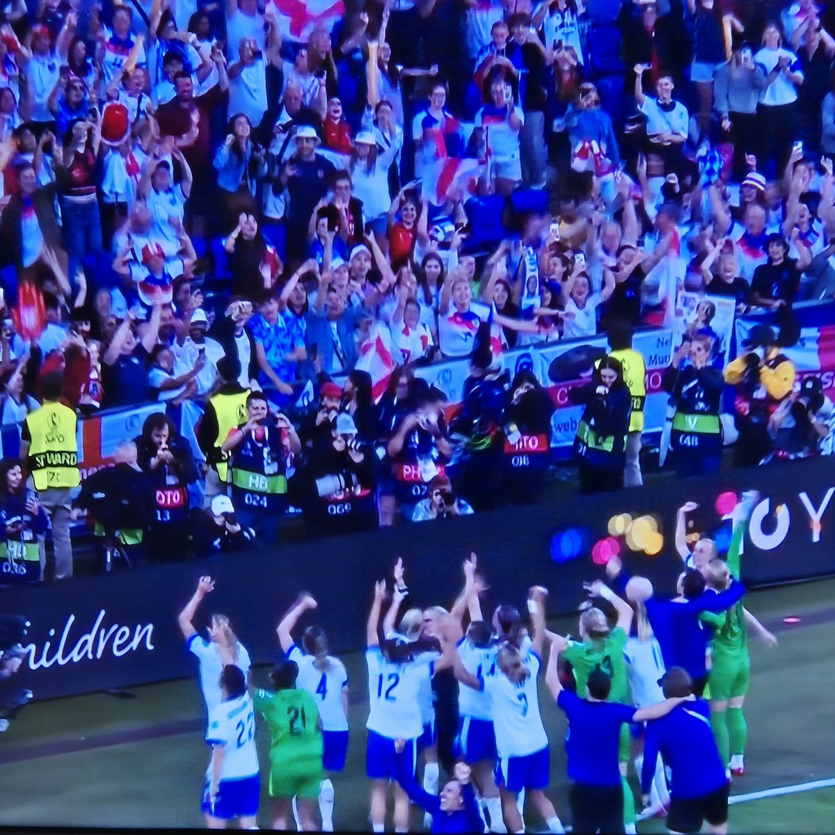 lee1978lcfc's tweet image. Fucking brilliant ... English fight and passion ... Mary Earps who? ... Champions again 🏆🦁🦁🦁
#England #engvspa
#Euro2025