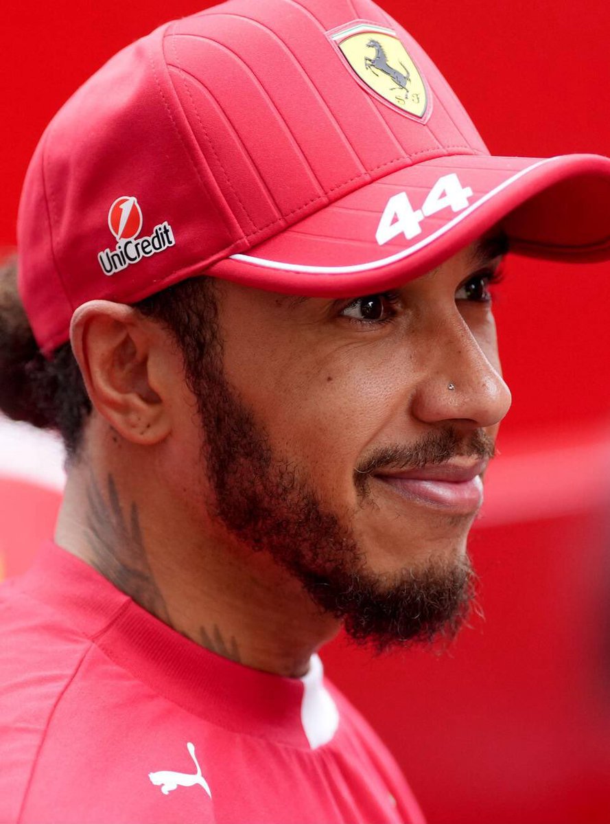 face card never declined, body tea, money up, every bitch wanna be her