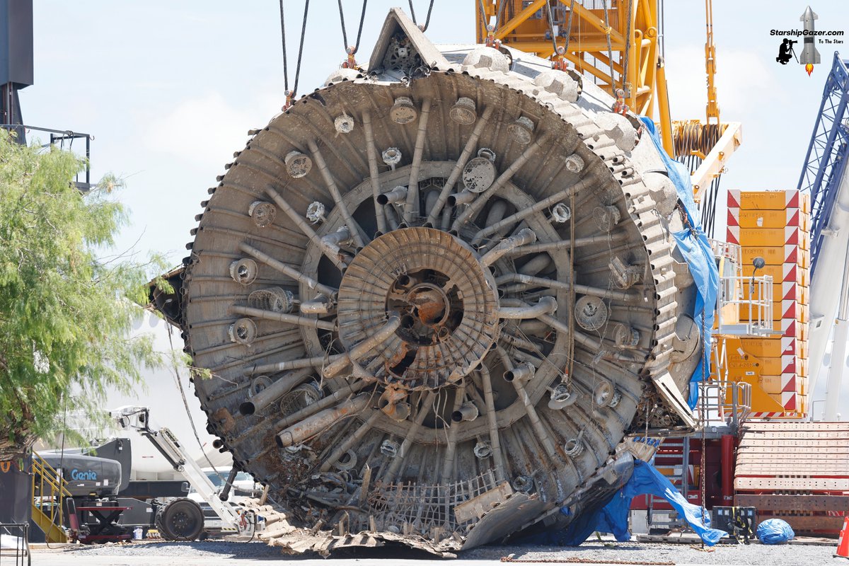 Ufotinik tweet media