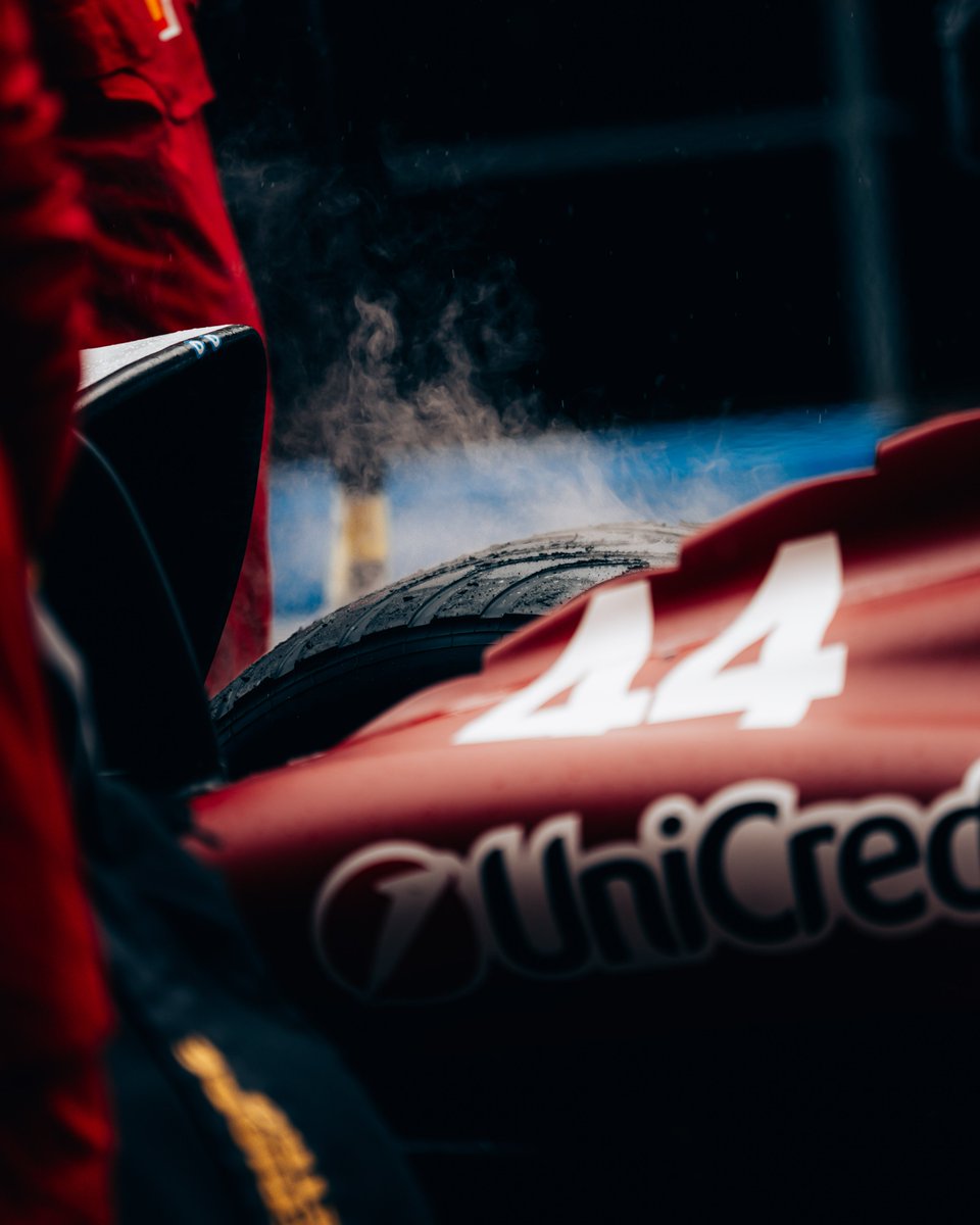 ScuderiaFerrari's tweet image. What a charge through the field 😤🔥