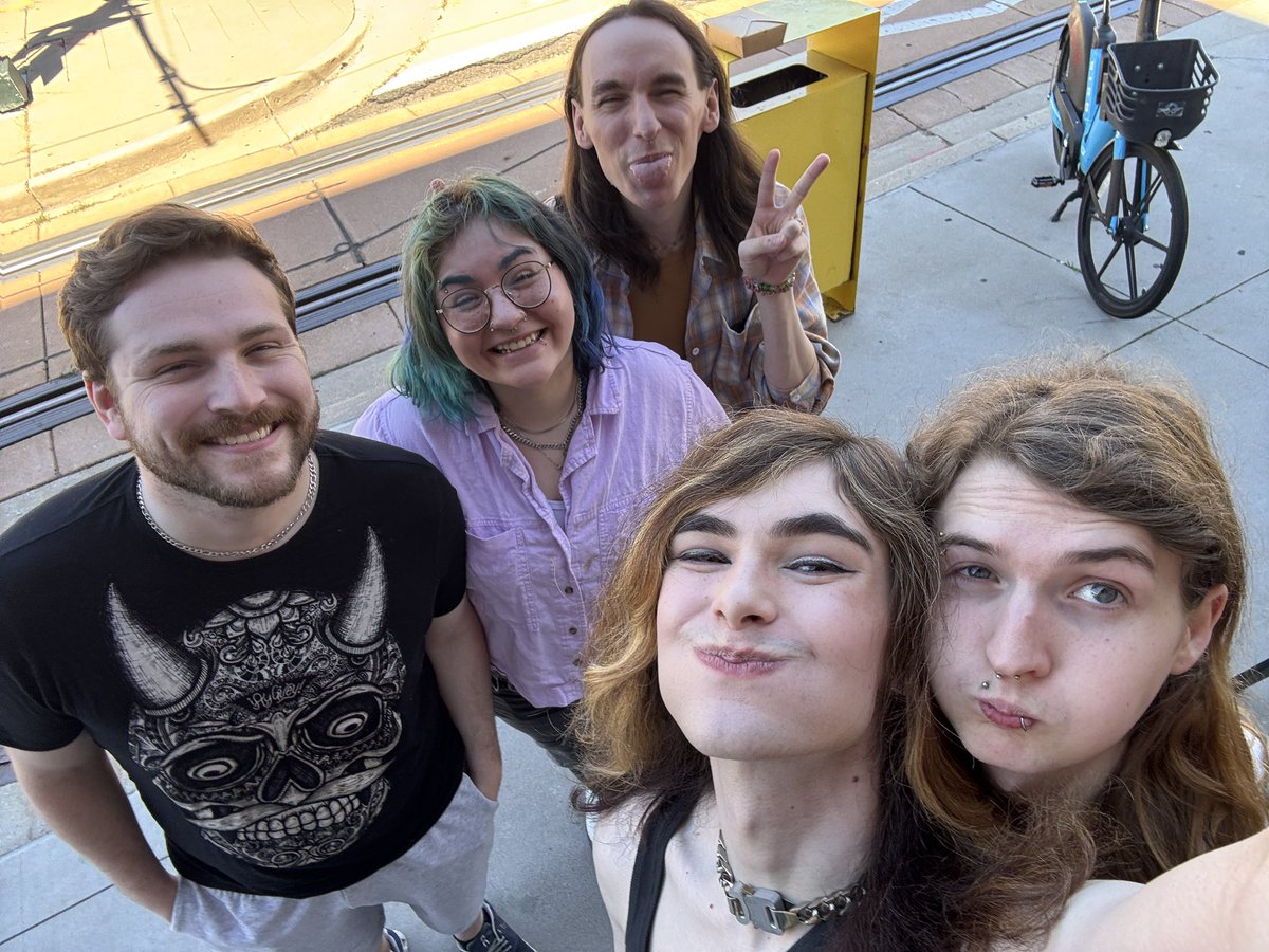 JenniferXJ9's tweet image. okay we brunched