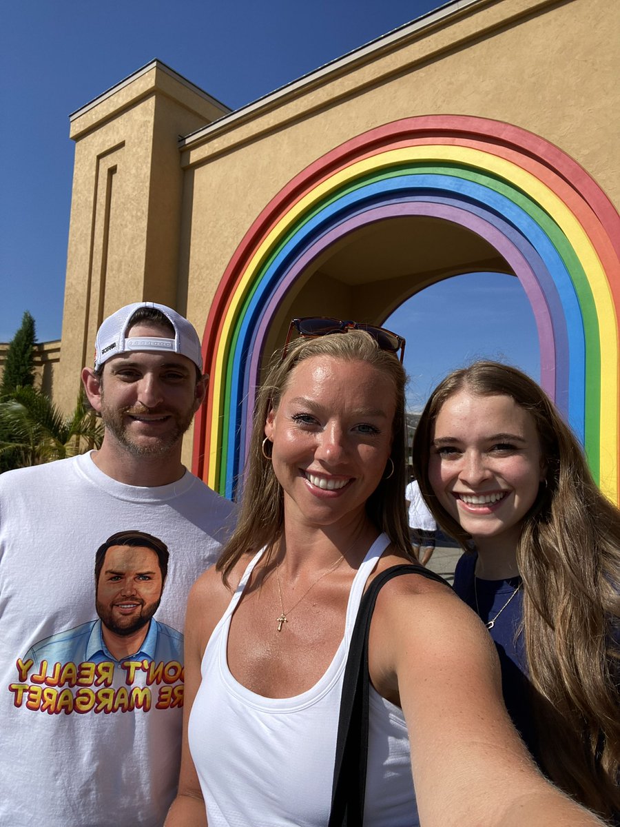 Hannah Faulkner (@hannahf1776) on Twitter photo Spent the day at the Ark Encounter with <a href="/Shawn_Farash/">Shawn Farash</a> and Brennan 🇺🇸🙏🏻
For <a href="/LFATVUS/">Live From America TV</a> LIVE EVENT ‼️ Spent the day at the Ark Encounter with <a href="/Shawn_Farash/">Shawn Farash</a> and Brennan 🇺🇸🙏🏻
For <a href="/LFATVUS/">Live From America TV</a> LIVE EVENT ‼️
