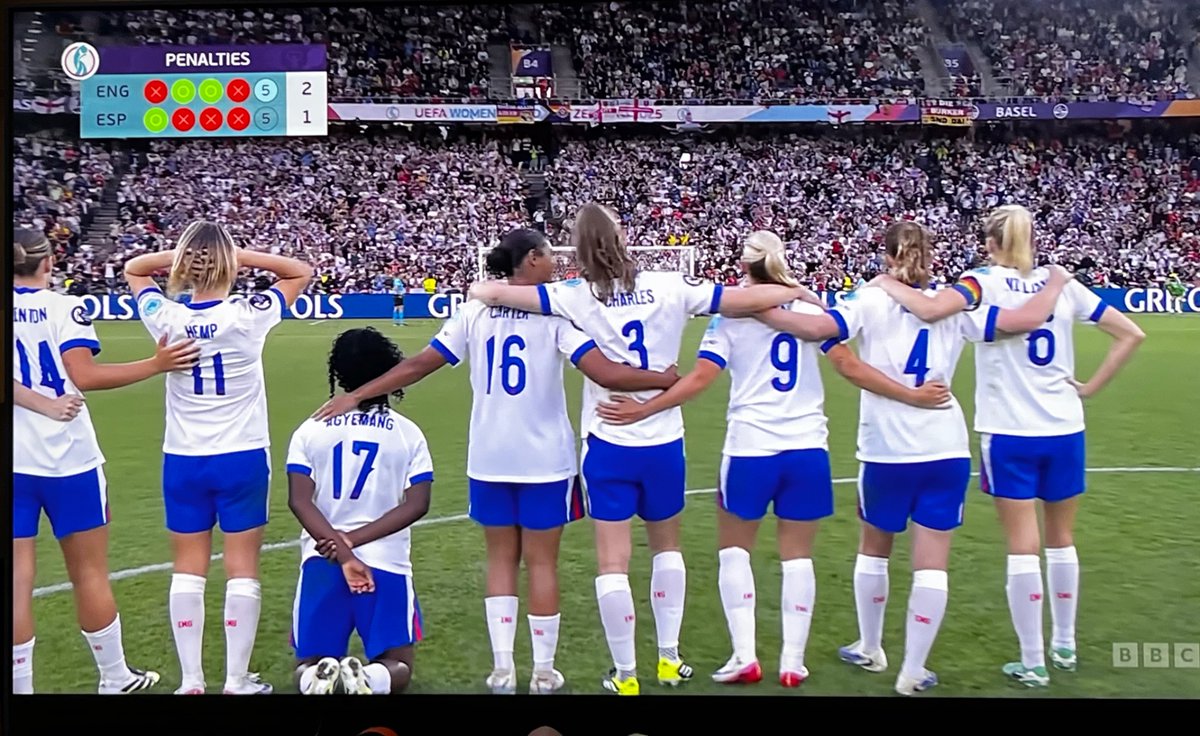 TheOutsider40's tweet image. Wowooooo🏴🏴🏴🏴 champion lionesses!!!