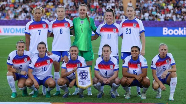 Hippopotamum's tweet image. Well done lioness you have done us proud yet again, your all a inspiration to all the girls x