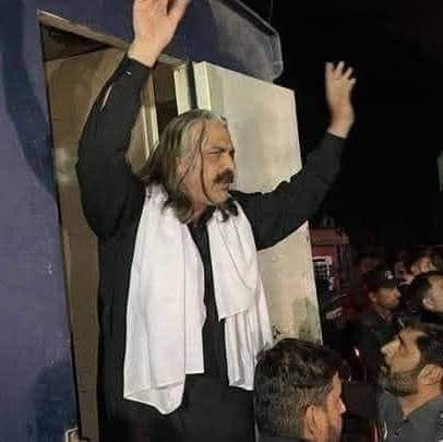 🚨مراد سعید کا کے پی حکومت کو اہم ترین پیغام

صوبائی حکومت سے بھی اپیل ہے کہ اگر آپ کو بھی بائی پاس کرکے یہ ظلم ہو رہا ہے تو آپ بھی اس قومی جرگہ کا حصہ بنیں اور ہمارے ساتھ اسلام آباد کا رخ کریں۔

#عوام_نکلے_گی_تخت_الٹے_گا #گولی_کیوں_چلائی
<a href="/TeamPakPower/">Team Pakistan Power</a>