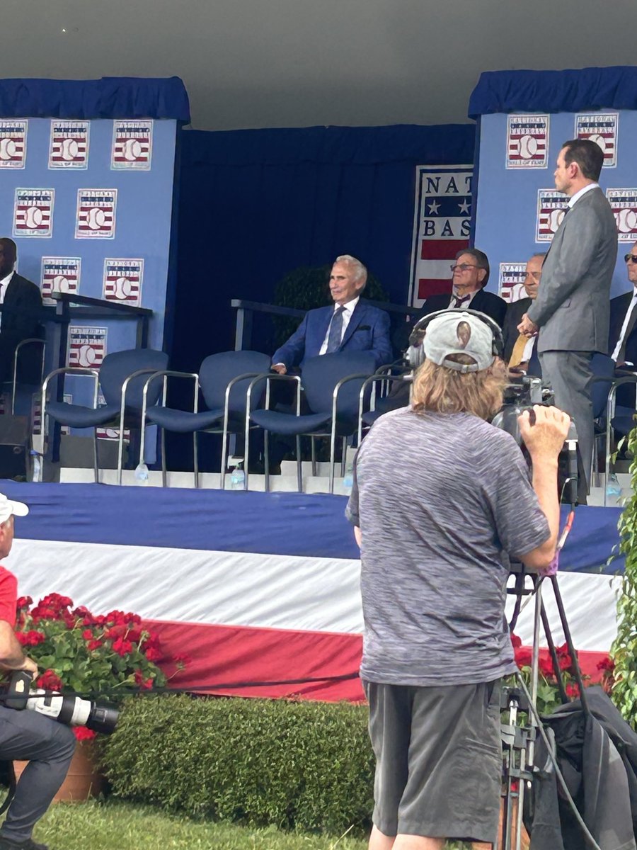 Sandy Koufax looking marvelous at 89 years young