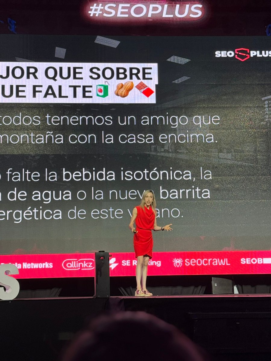 ClaraSoteras's tweet image. Un evento como #SEOPLUS no se puede resumir en cuatro fotos, así que me limitaré a subir algunas y a compartiros mi reflexión en LinkedIn, donde puedo mostrar la auténtica esencia @Seoplustv, la conexión con la gente. 

Añado un ¡gracias! a la organización @WebPositer…