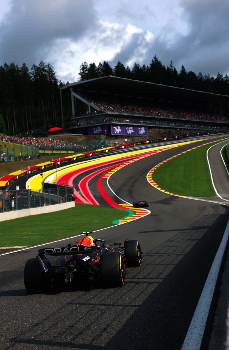 F1ToRuleThemAll's tweet image. this shot is fire 🔥
