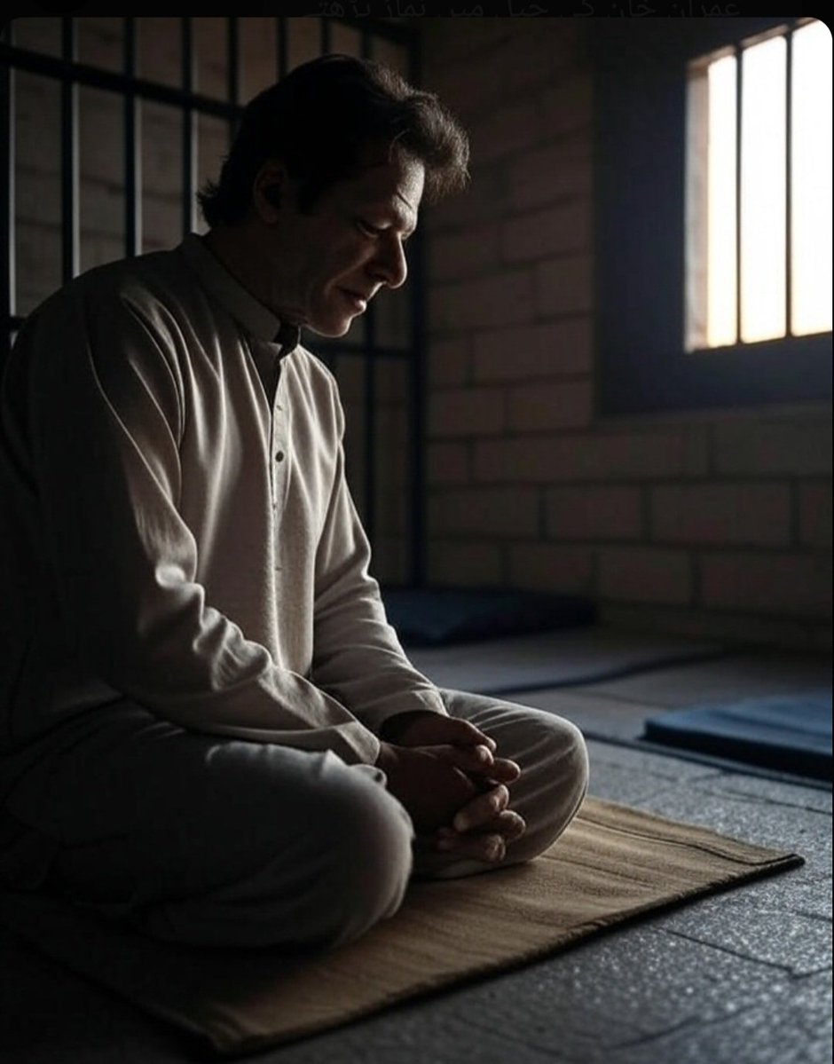 لَّا إِلَهَ إِلَّا أَنْتَ سُبْحَانَكَ إِنِّي كُنْتُ مِنَ الظَّالِمِينَ
"تیرے سوا کوئی معبود نہیں، تُو پاک ہے، بیشک میں ہی ظالموں میں سے ہوں۔"
📖 (سورة الأنبياء: 87)
