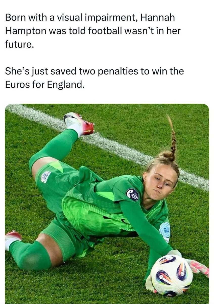 An inspiring story…

Hannah Hampton, take a bow! 👏🏴󠁧󠁢󠁥󠁮󠁧󠁿🏆