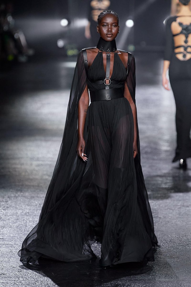 fash__ion0's tweet image. ROBERTO CAVALLI | Fall/Winter 2022