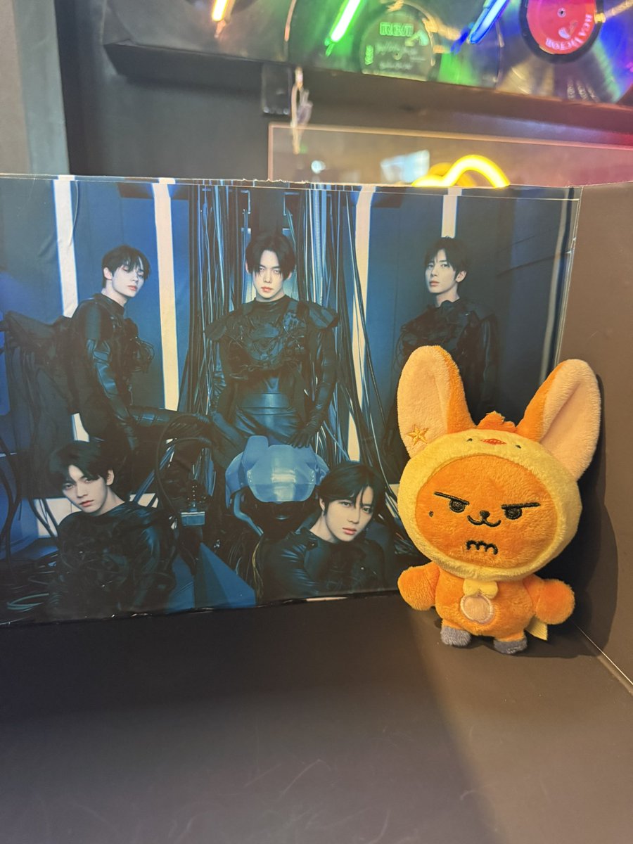 wgojunie's tweet image. had THE BEST time at @hello82official @hello82LA POPUP!! love visiting the la location 😝

#TOMORROW_X_TOGETHER_POPUP #hello82 #82giveaway