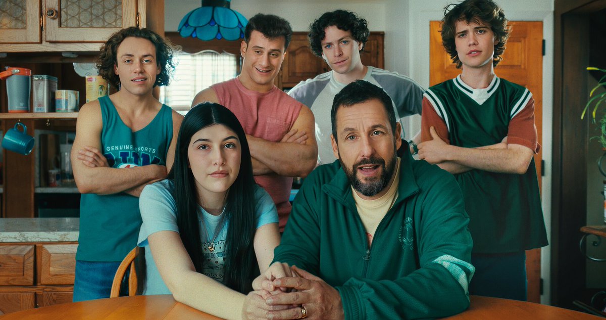LeCatchClub's tweet image. 🎬Petit débrief de Happy Gilmore 2 : j'étais un gros fan du 1er volet, et j'ai passé un très bon moment devant cette suite.
L'histoire est un peu tirée par les cheveux, mais c'est du Adam Sandler donc rien d'anormal, c'est ce qu'on attend. On retrouve la plupart des anciens…