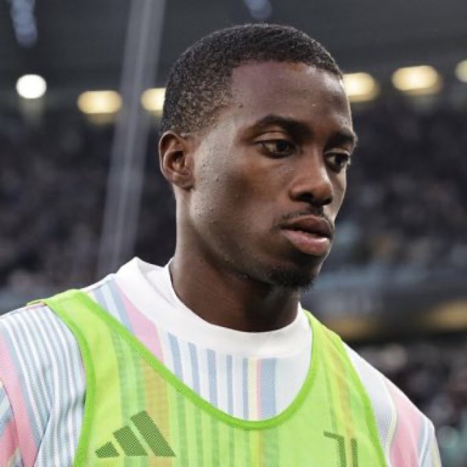 BianconeriZone's tweet image. “Tim Weah, who has always been professional, was sidelined during the World Cup. This individual ruined his World Cup and tried to force him to go where he wanted.“
🎙️| Weah’s agent via: @_Morik92_