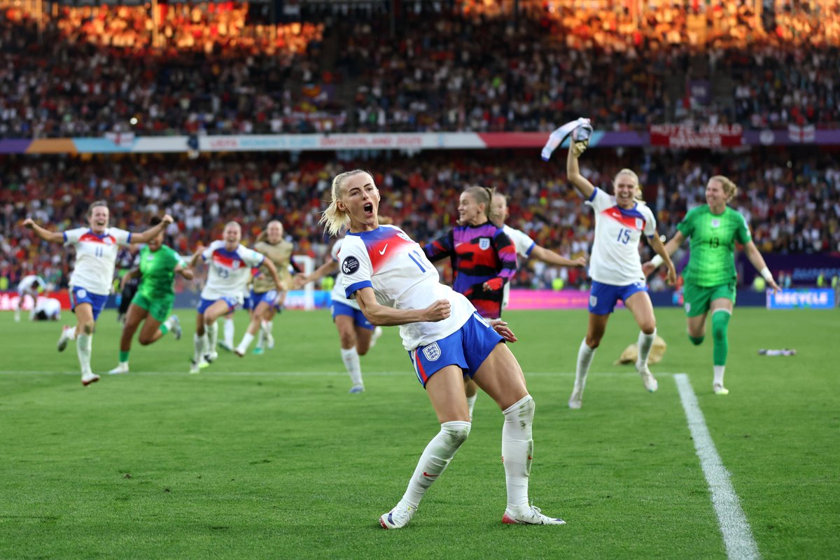 Tonight belongs to the #Lionesses. 🌟