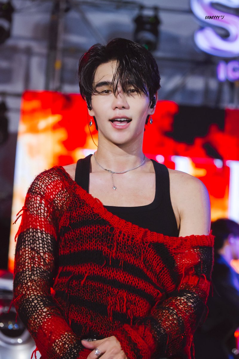 ชุดชนะเลิศมากกก! คนสวยที่จริงใจ ~ 😳❤️‍🔥✨

✦˚ ༘ ꒰ <a href="/jeffsatur/">𝗝 𝗘 𝗙 𝗙 𝗦 𝗔 𝗧 𝗨 𝗥 (罗杰夫)</a> ; #JeffSatur ꒱⋆⁺﹆
#HondaxJeffSatur 𓂃 🛵💨