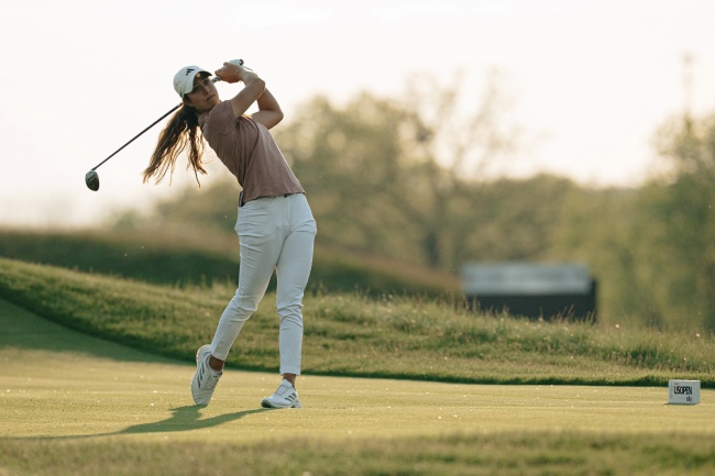 rfegolf's tweet image. 𝗖𝗜𝗥𝗖𝗨𝗜𝗧𝗢𝗦 𝗣𝗥𝗢𝗙𝗘𝗦𝗜𝗢𝗡𝗔𝗟𝗘𝗦 | Julia López, tercera en Escocia, sigue creciendo en su primera temporada profesional.
Buena semana para Jorge Maicas en el Alps Tour, y Jon Rahm y Josele Ballester en LIV Golf.
rfegolf.es/Noticias/NewsD…