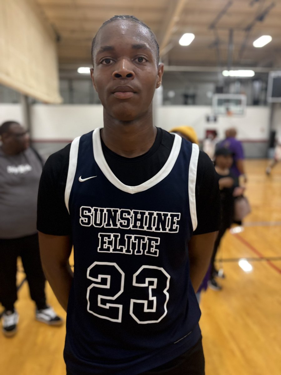 MathurineAgency's tweet image. Jeremiah Arthur Williams 6’7 F 2027 Sunshine Elite
Brought good energy on both sides of the ball. Physical, three down a couple of jams to shift momentum and showed the range knocking down a 3 ball. High motor and was key in Sunshine Elite championship win.