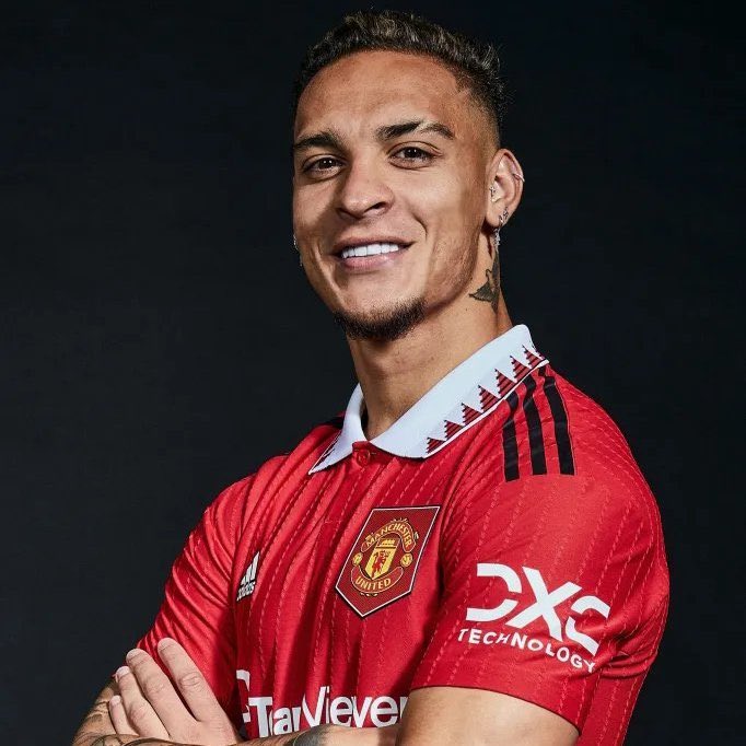 UnitedsUpdate's tweet image. 🚨🇧🇷 Al-Nassr, Cristiano Ronaldo and Jorge Jesus&apos; team, are interested in signing Antony. 

Al Nassr signaled a purchase offer for the player, but has competition from European teams.

Manchester United have asked for £50M.

[@UOL] #MUFC