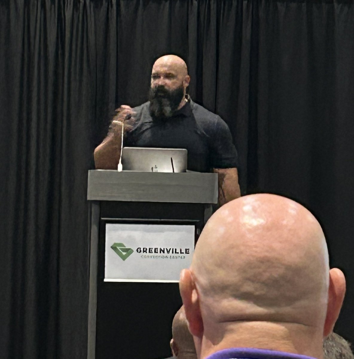 MMayer00's tweet image. “Tomorrow’s leaders are being built in today’s locker rooms “ 

“Great character makes talent better “  - Stephen Mackey 

Enjoyed listening to Stephen Mackey at the SCACA Clinic today.