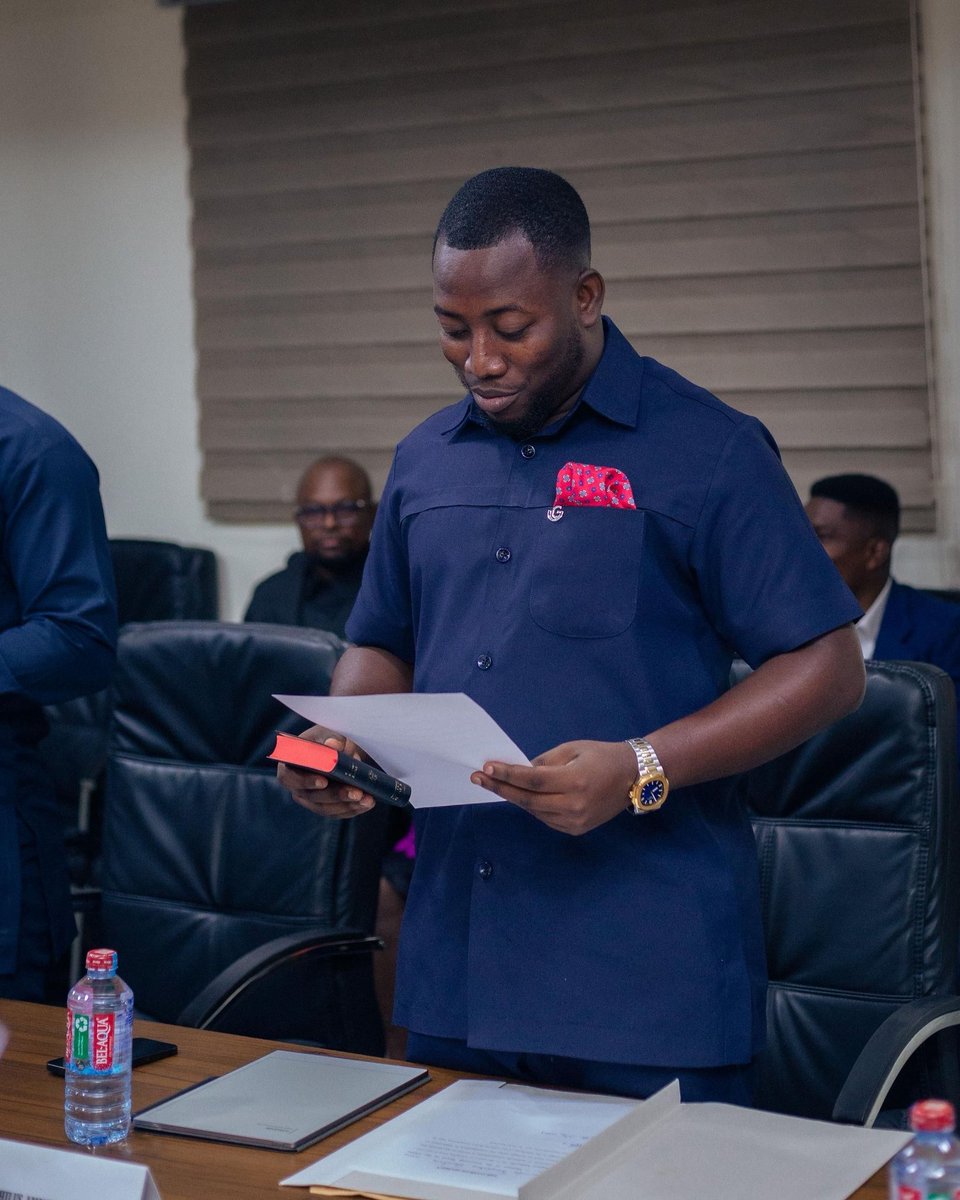 Knust360vibes's tweet image. Theophilus Amanfo Berchie, a KNUST alumnus and current Speaker of the KNUST Graduate School Senate, has been appointed by President H.E. John Dramani Mahama is a Board Member of the Ghana Hydrological Authority. ♥️🎉
#TekAlumniHomecoming #Knust360vibes