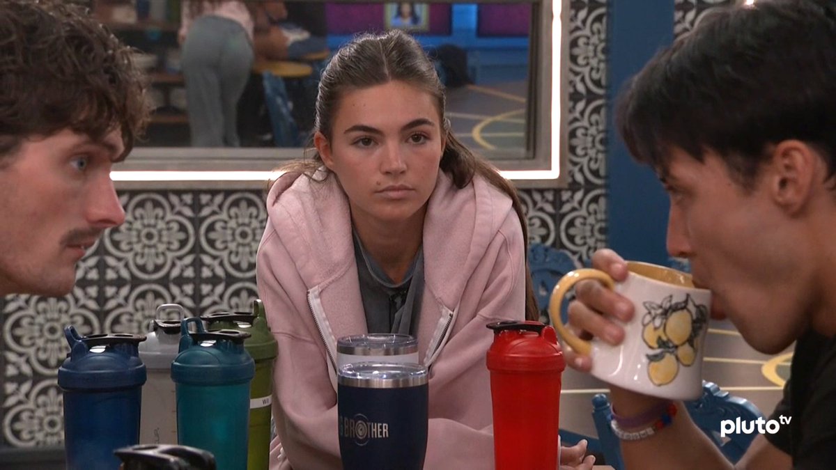 BigBroMeme's tweet image. Lauren's BB legacy is already written. Doing the dirty work for the boys & riding it as far as possible. Could she win? Maybe. But I wouldn't want to be remembered / compared to as a Nicole Franzel 馃し #BB27