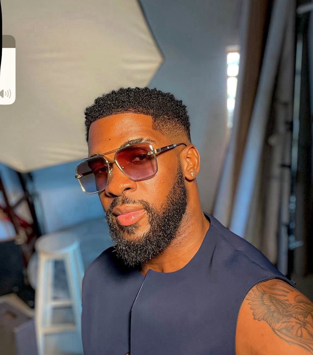 EllaDouala's tweet image. Work with me 🥹🤲

#BBNaijaS10