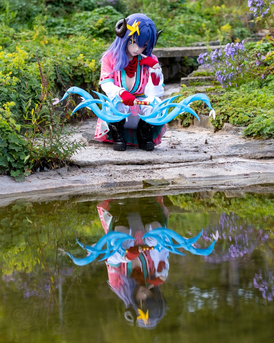 Take me down to the quiet place
In the lake where she sleeps in grace

📸: <a href="/AzuKigu/">Azu</a> 💙

#kigurumi #着ぐるみ