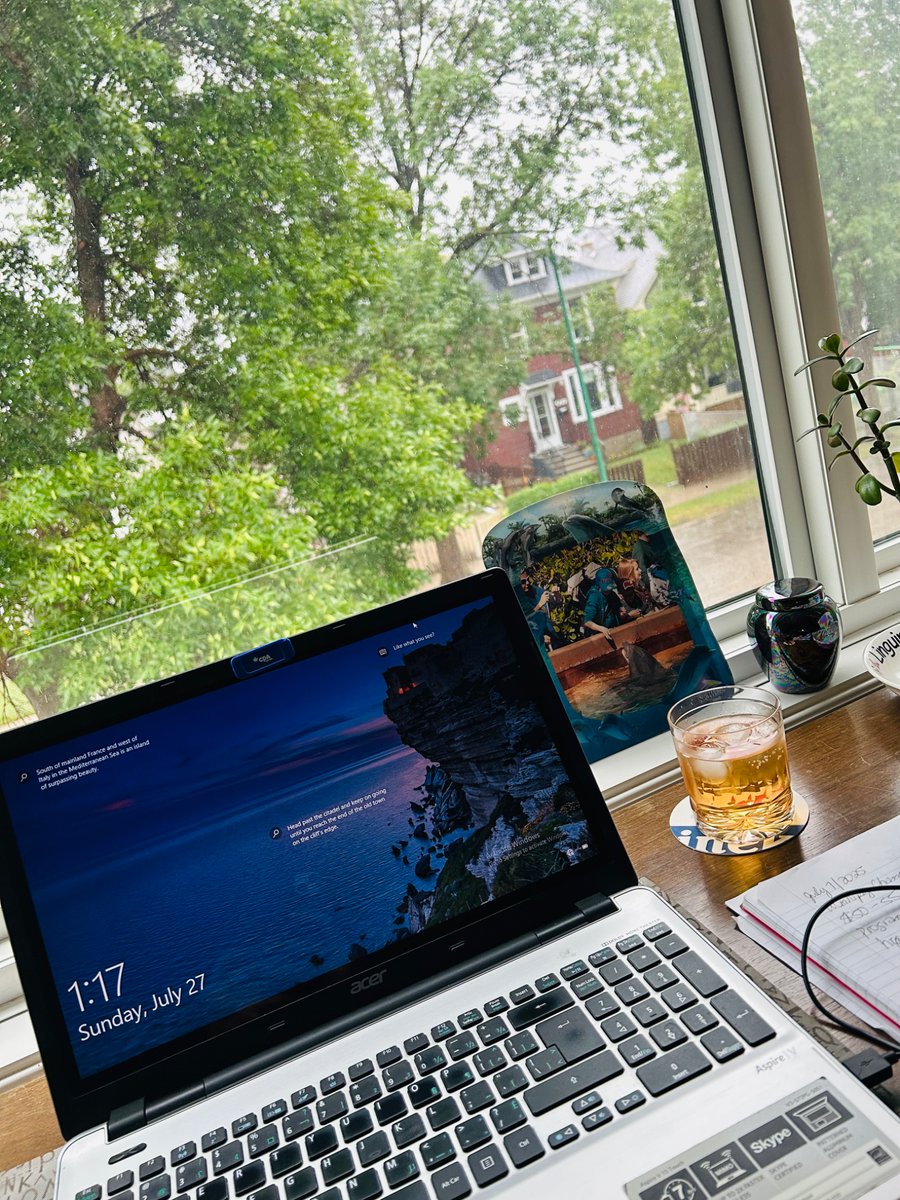 Sunday solitude. Enjoying the rain, cold homemade green iced tea, music and the fact I can just chill today for a change. Dinner for one later and a book. Happy Sunday #sundayvibes