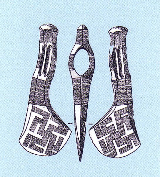 Sagnamadr's tweet image. An Ornament and axe of the Bronze Age Koban Culture with the variation of the swastika found on Andronovo pottery, Thracian belts and Anglo Saxon burial urns. From the Tli Necropolis, Georgia.