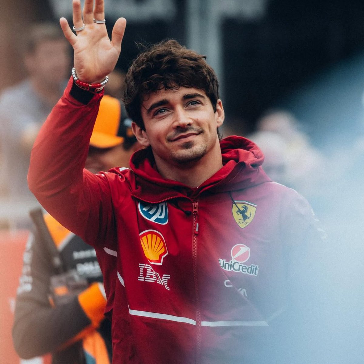 monlclerc's tweet image. TE AMO