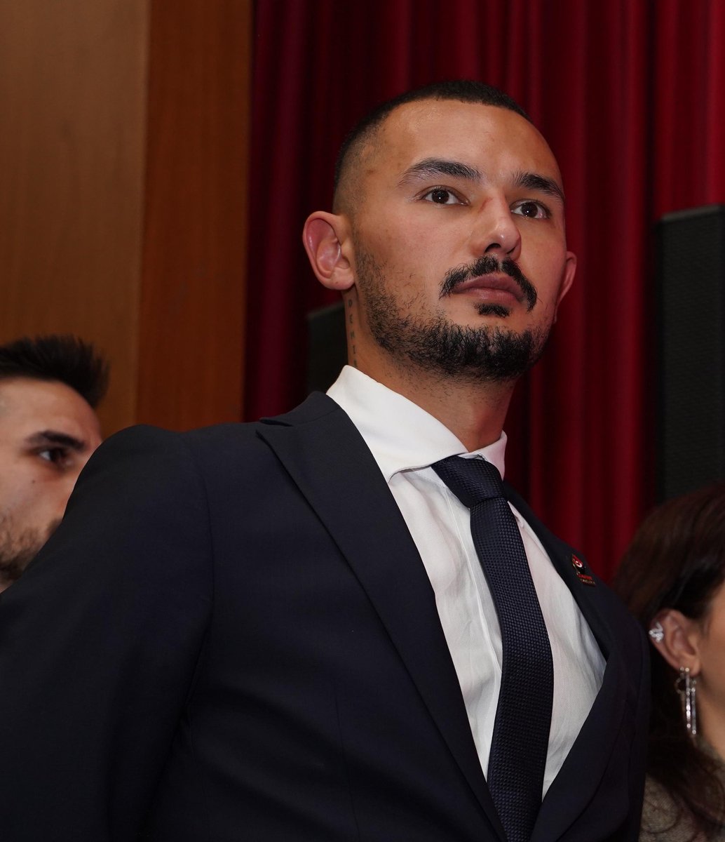 Zafer Partisi Ankara Gençlik Kolları Başkanı Uğur Demirez:

“PKK silah bıraktı, eline çakmak aldı!”