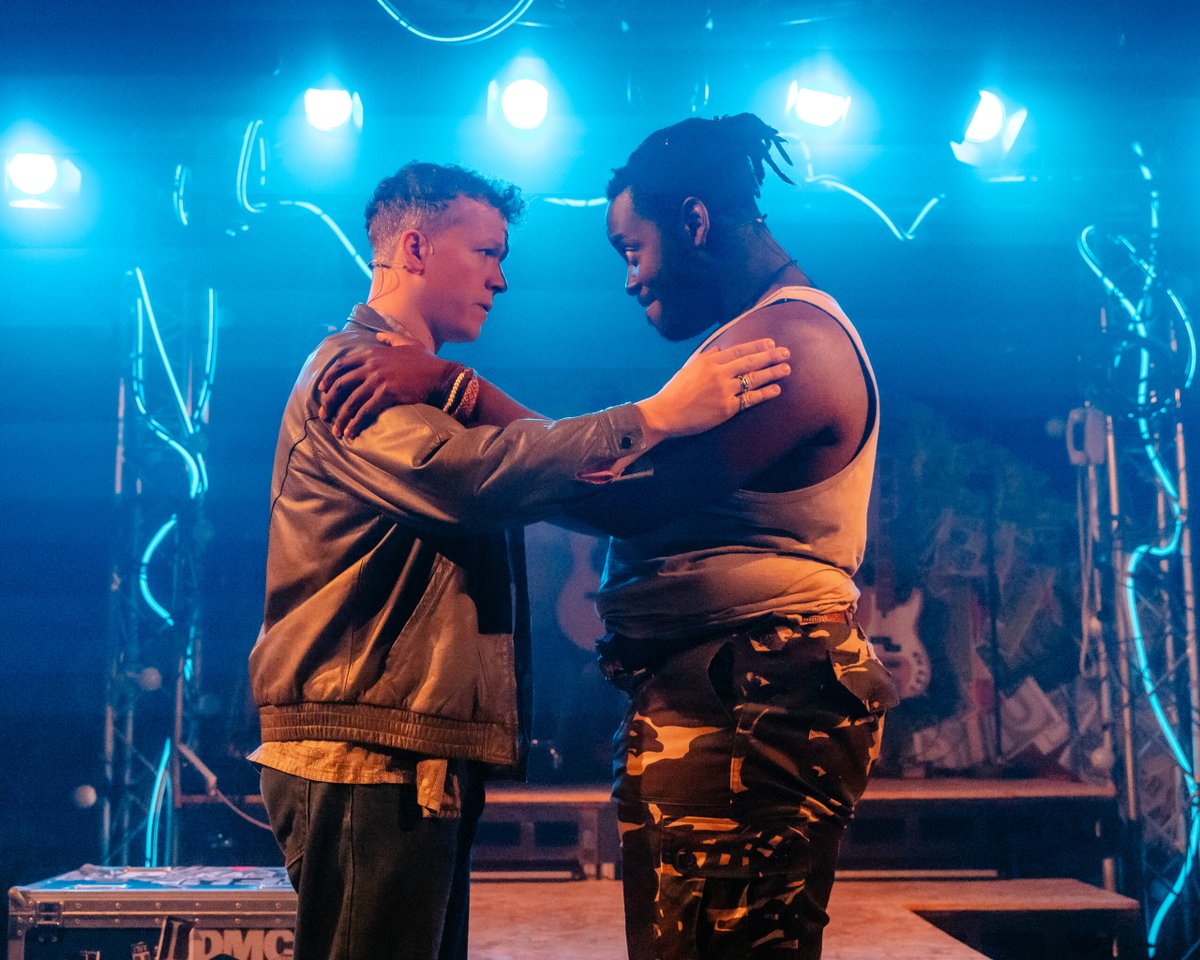 A Young(ish) Perspective (@youngishpers) on Twitter photo REVIEW: 🌟🌟🌟🌟 for Brixton Calling at <a href="/swkplay/">Southwark Playhouse</a>
"An electric retelling of this true story of heart, fight, community and an iconic music venue."
wp.me/pdXz8Y-6ky
#review #london #theatre REVIEW: 🌟🌟🌟🌟 for Brixton Calling at <a href="/swkplay/">Southwark Playhouse</a>
"An electric retelling of this true story of heart, fight, community and an iconic music venue."
wp.me/pdXz8Y-6ky
#review #london #theatre