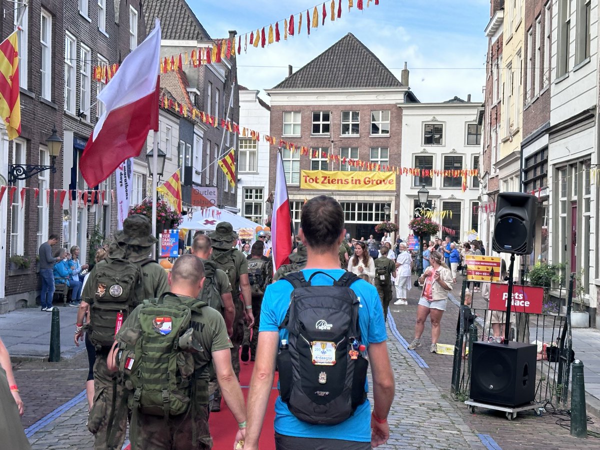 peoples_unicorn's tweet image. Nijmegen 4Daagse or 4 Days Marches pics