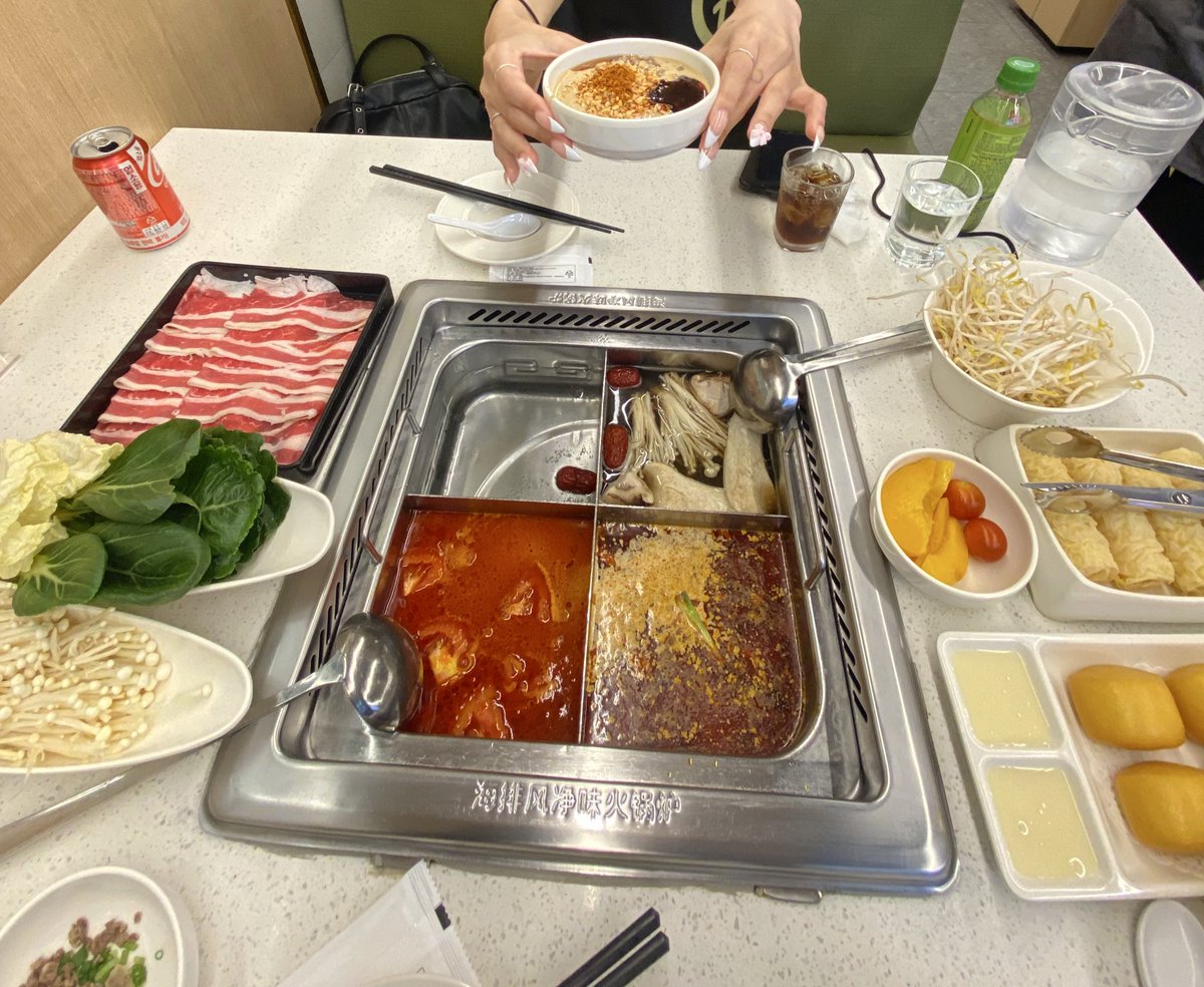 Do2doy's tweet image. 도이소스가 레전드 맛있는데 소문 났음 좋겠다
하이디라오 갈 거면 꼬옥. 저 끼워서 가주세요
도이소스 진짜루 맛남 진짜진짜로