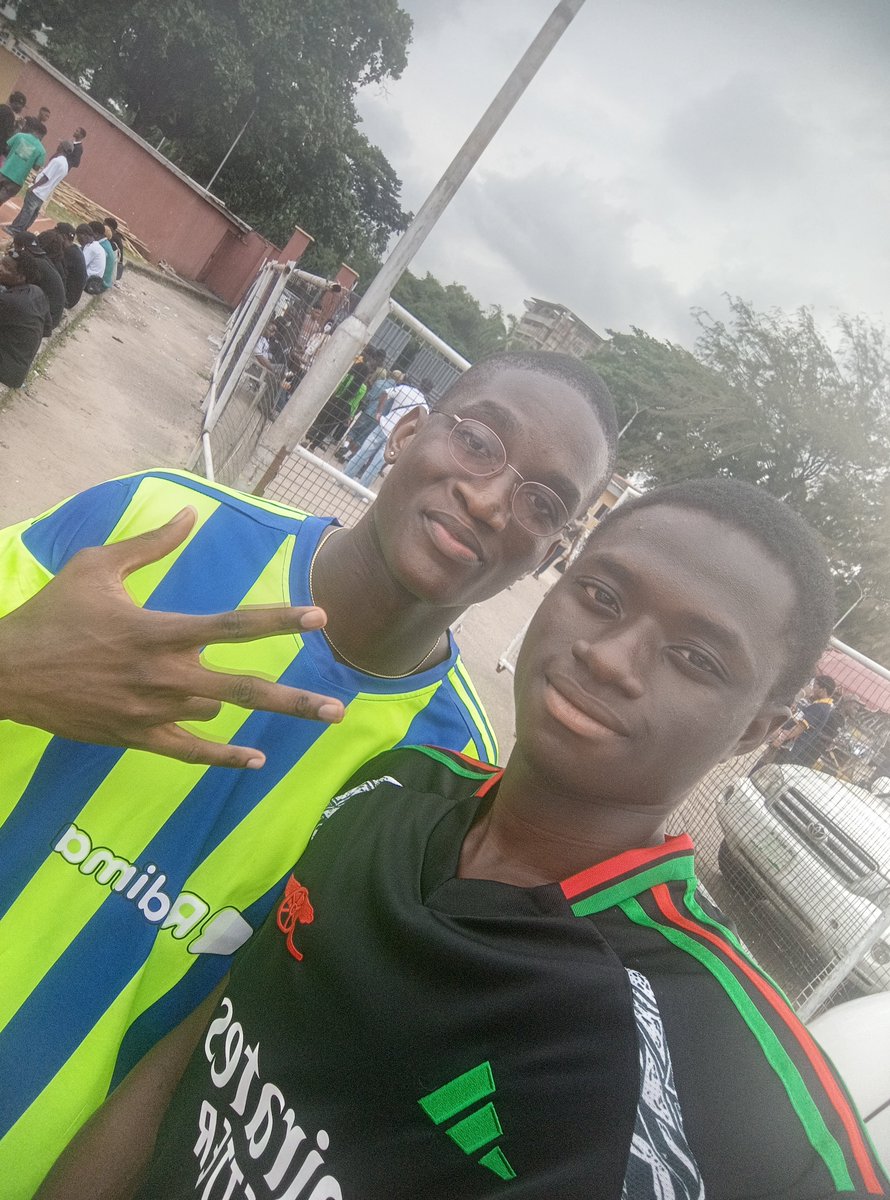 ms_muktar16's tweet image. Team X lost today but at least I got to meet some OGs ❤️
Thanks for the event @myridima
#RidimaOlympics @the_smallie @_belikebaddy @YKoluwaseun9 @_AsiwajuLerry
