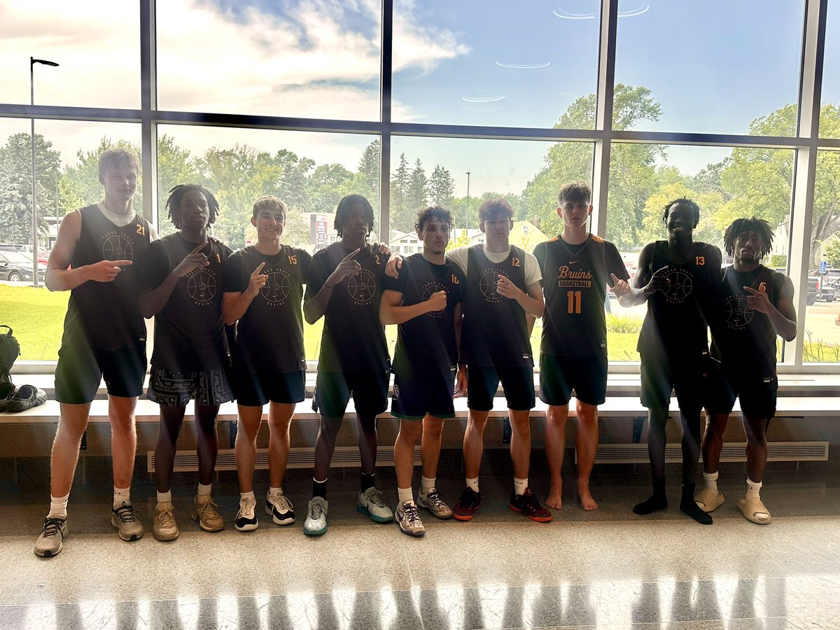 Bruins leave The Perham Breakdown 3-0 &amp; CHAMPIONS‼️
Game 1: 66-63
Game 2: 58-51
Game 3: 44-42

See you Tuesday 👋🏼