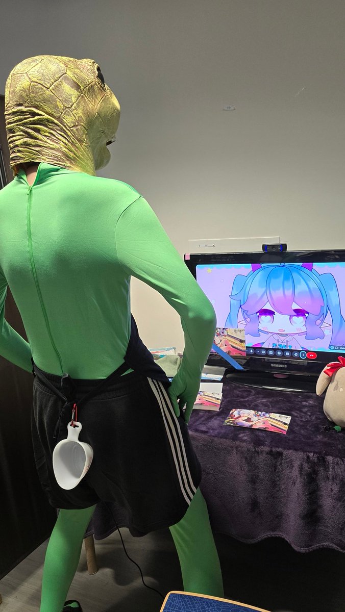 Ossian (@ossiantt) on Twitter photo I had a great time at Närcon, big thanks to <a href="/VtuberValhalla/">Vtuber Valhalla</a> for organizing all the VTuber panels, concert and meetups. I got to see so many great people and I got to meet Hanakyo! <a href="/Chadakyo/">Hanakyo 😈✨ VTUBER | VeXpo</a>
Felt so surreal 😳 I had a great time at Närcon, big thanks to <a href="/VtuberValhalla/">Vtuber Valhalla</a> for organizing all the VTuber panels, concert and meetups. I got to see so many great people and I got to meet Hanakyo! <a href="/Chadakyo/">Hanakyo 😈✨ VTUBER | VeXpo</a>
Felt so surreal 😳