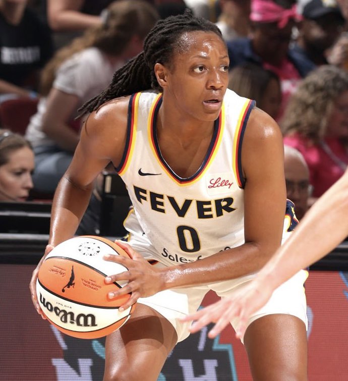 Kelsey Mitchell is the fastest player in Fever history to reach 500 points in a season.
