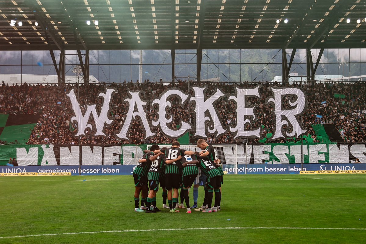 Unglaublich stolz auf diesen Auftritt! 🙏🏼

Mannschaft auf dem Platz und Fans auf den Rängen sorgten gemeinsam für ein Fußballerlebnis, das noch lange in Erinnerung bleiben wird!

DANKE an jeden Einzelnen, der Teil des geilsten Fußballvereins der Welt ist! 🖤💚

#fcw1913